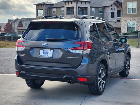 Certified 2023 Subaru Forester Limited image 3