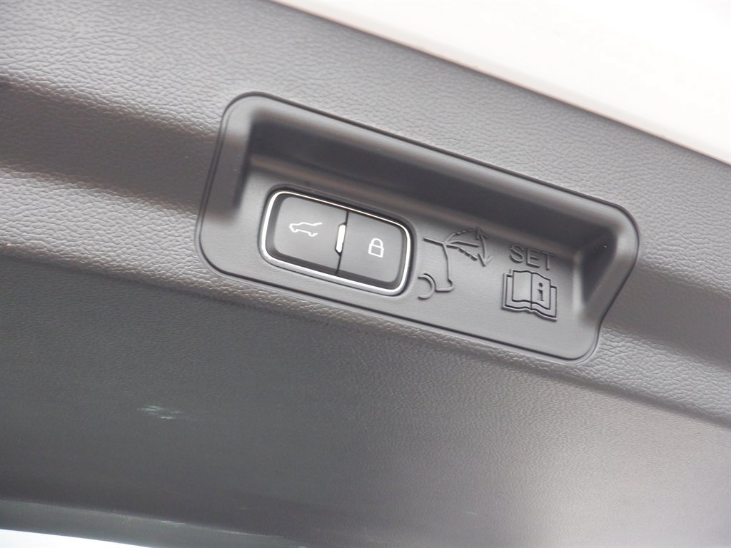 Used 2020 Ford Explorer 2WD image 7
