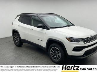 Used 2025 Jeep Compass Trailhawk video 1