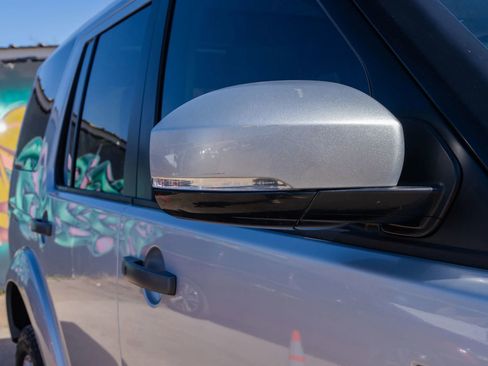 Used 2016 Land Rover LR4 HSE Silver Edition image 6