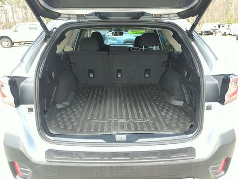 Used 2022 Subaru Outback Premium w/ Popular Package #1 AWD/4WD image 27