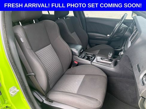 Used 2023 Dodge Charger R/T w/ Performance Handling Group RWD image 28