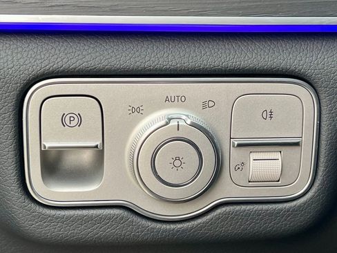 Certified 2026 Mercedes-Benz GLS 450 GLS 450 image 33