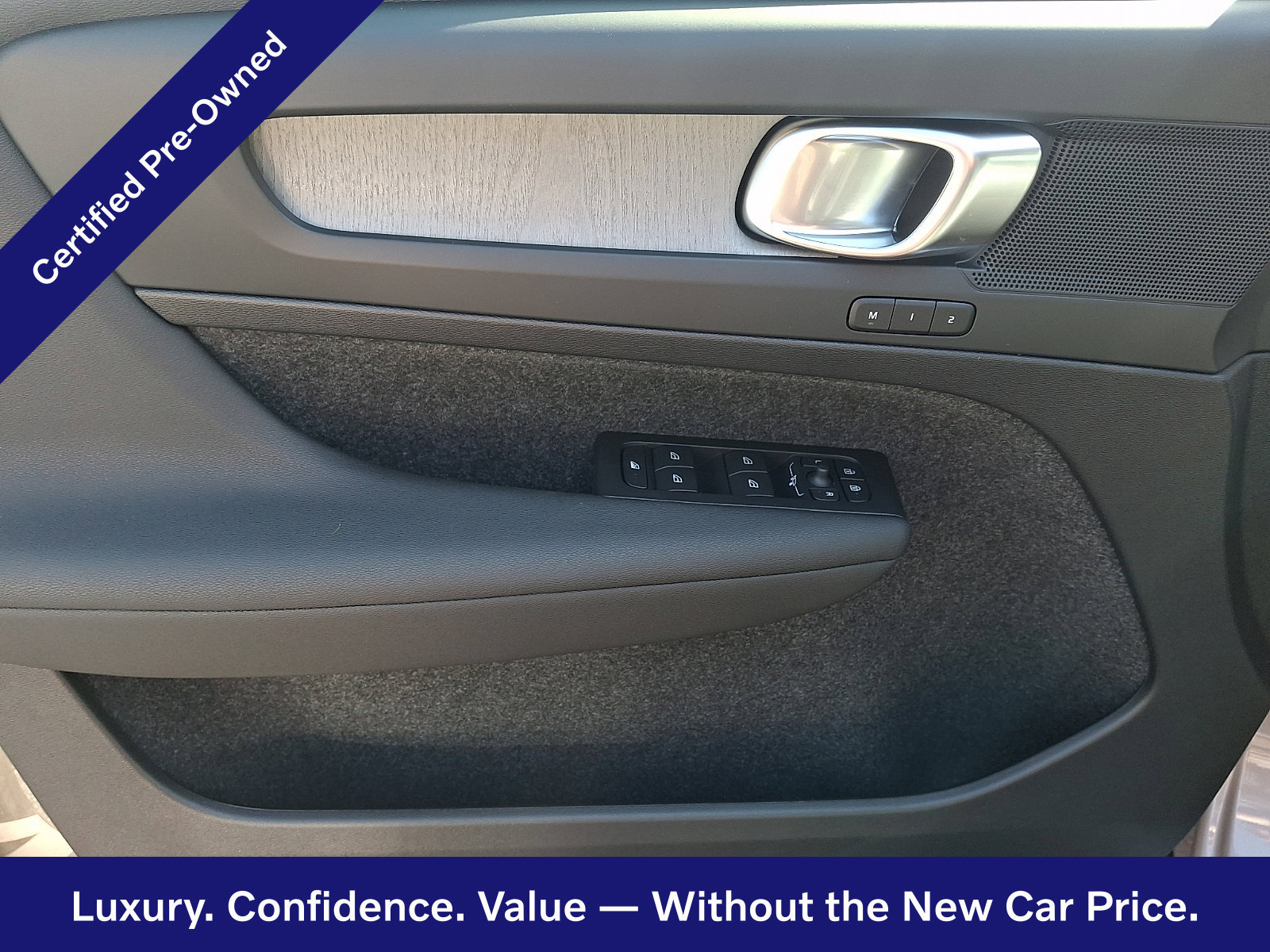 Certified 2026 Volvo XC40 B5 Plus w/ Climate Package AWD/4WD image 10