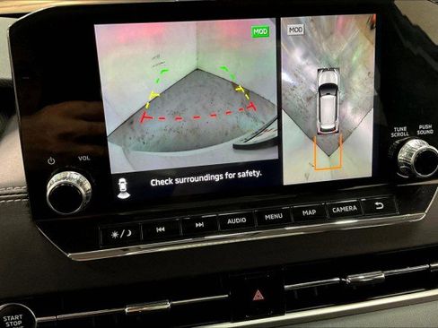 Used 2024 Mitsubishi Outlander SE image 21