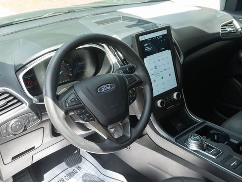 Used 2021 Ford Edge SE AWD/4WD image 13
