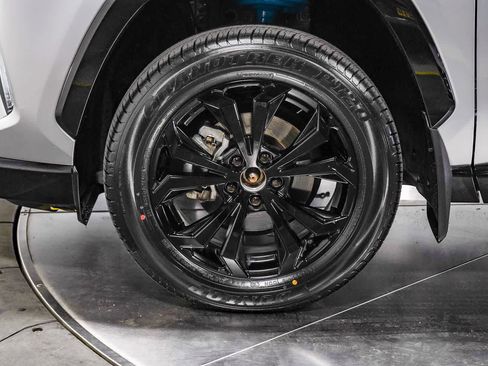 Used 2024 Toyota RAV4 XSE w/ Advanced Technology Package AWD/4WD image 9