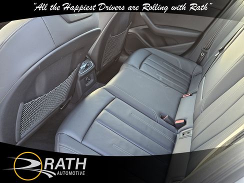 Used 2021 Audi A4 2.0T Premium w/ Convenience Package image 18