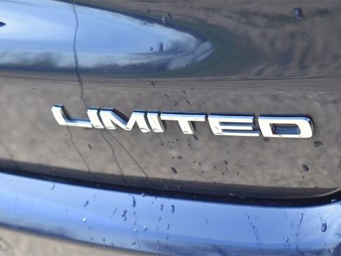 Used 2021 Jeep Compass Limited image 18