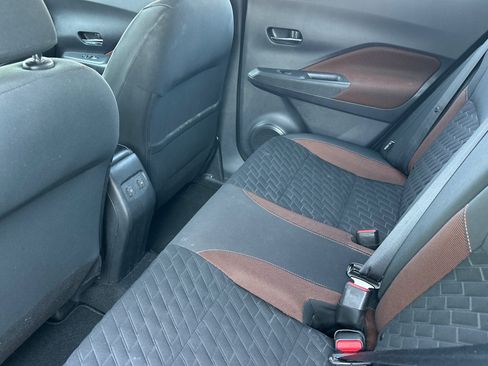 Certified 2021 Nissan Kicks SR w/ Interior Electronics Package FWD image 12