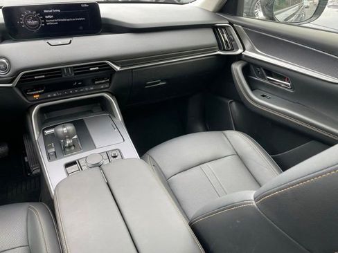 Used 2024 MAZDA CX-90 3.3 Turbo w/ Preferred Package AWD/4WD image 12