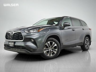 Used 2020 Toyota Highlander XLE