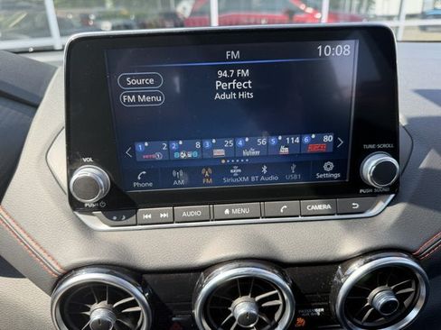 Used 2025 Nissan Sentra SR FWD image 21