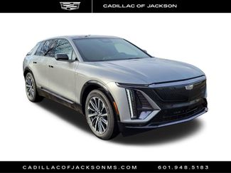New 2024 Cadillac Lyriq Sport video 2