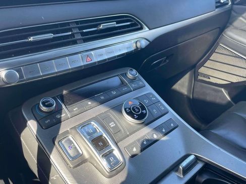 Used 2022 Hyundai Palisade Calligraphy image 31