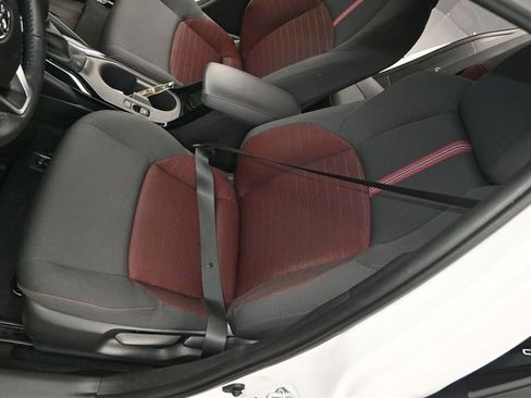 Used 2024 Toyota Corolla SE image 11