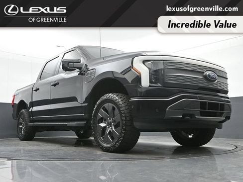 Used 2022 Ford F150 Lightning Lariat AWD/4WD image 34