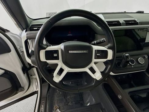 Used 2023 Land Rover Defender 130 First Edition image 11