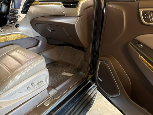 Used 2016 GMC Yukon Denali w/ Open Road Package image 15