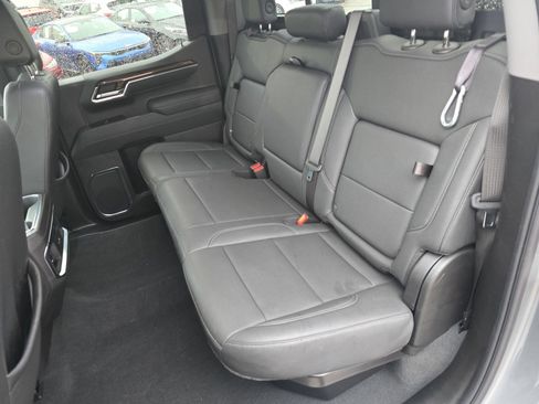 Used 2025 GMC Sierra 1500 Elevation w/ Elevation Premium Package AWD/4WD image 15