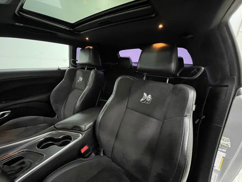 Used 2017 Dodge Challenger R/T Scat Pack w/ Dynamics Package image 14