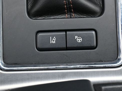 Used 2020 Ford F150 Platinum w/ Equipment Group 701A Luxury image 35