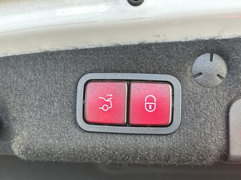 Certified 2020 Mercedes-Benz C 300 4MATIC Sedan image 15