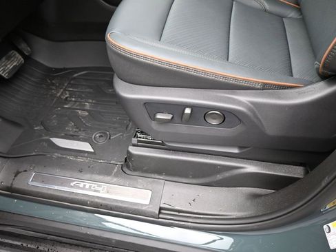 New 2026 GMC Yukon XL AT4 w/ AT4 Premium Plus Package image 10