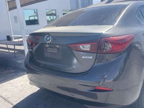 Used 2015 MAZDA MAZDA3 i Touring image 4