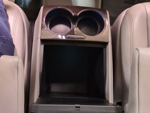 Used 2019 Toyota Sienna XLE image 20