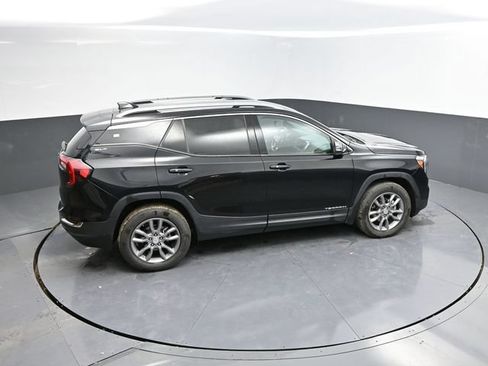 Used 2024 GMC Terrain SLT AWD/4WD image 35