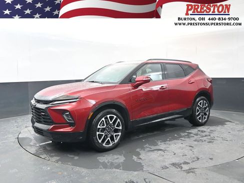 Used 2025 Chevrolet Blazer RS w/ Driver Confidence II Package image 1