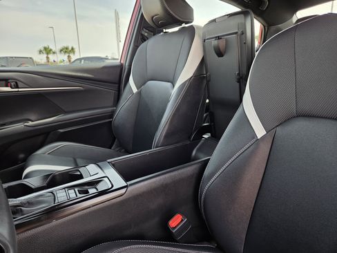 Used 2025 Toyota Camry SE image 26