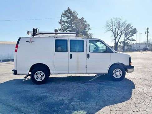 Used 2014 Chevrolet Express 2500 2500 3dr Cargo Van w/1WT image 4