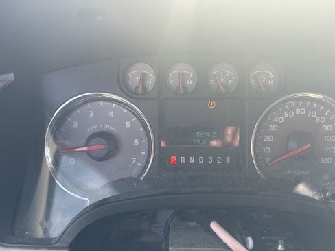 Used 2010 Ford F150 XLT image 20