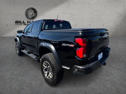 Used 2025 Chevrolet Colorado ZR2 w/ Technology Package AWD/4WD image 9