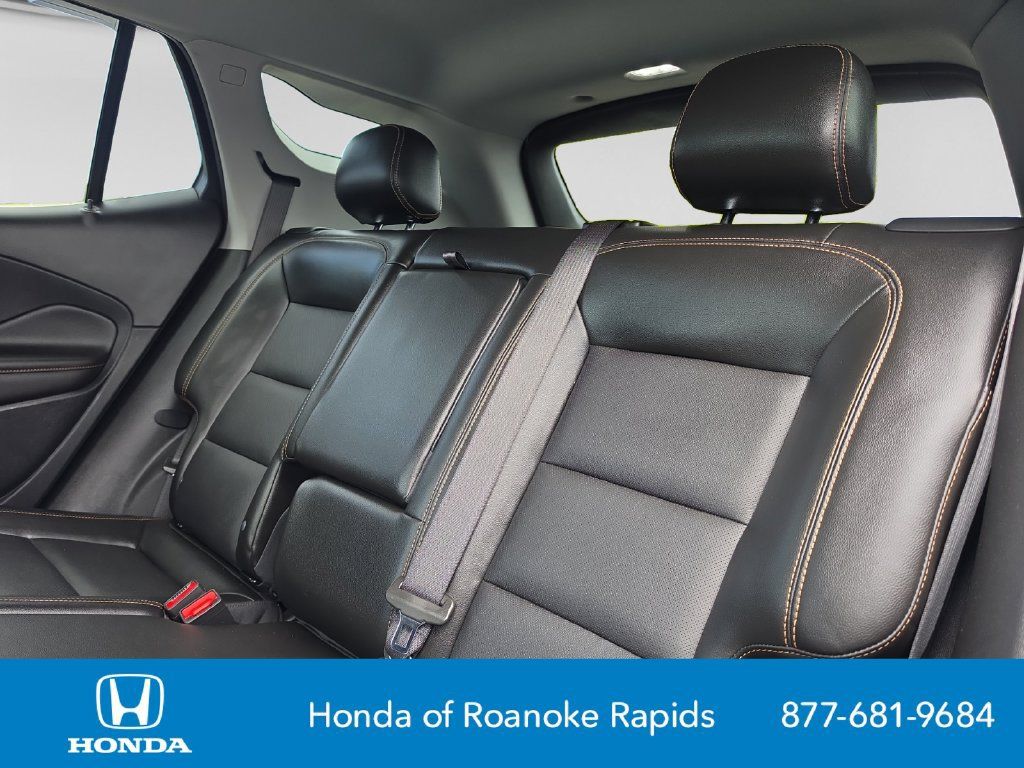 Used 2021 GMC Terrain SLT w/ LPO, Floor Liner Package FWD image 16