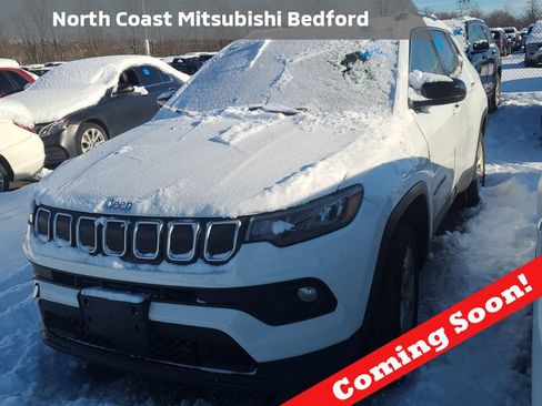 Used 2022 Jeep Compass Latitude AWD/4WD image 1
