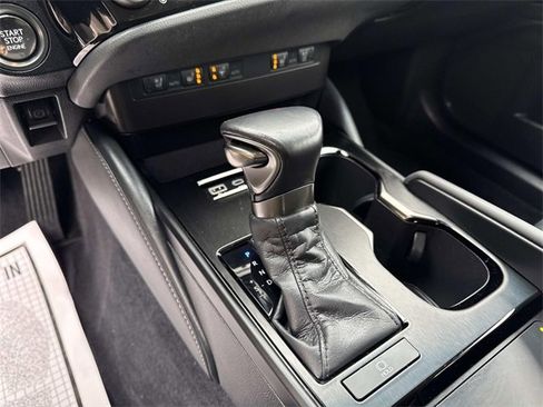 Certified 2023 Lexus ES 350 w/ Premium Package image 26