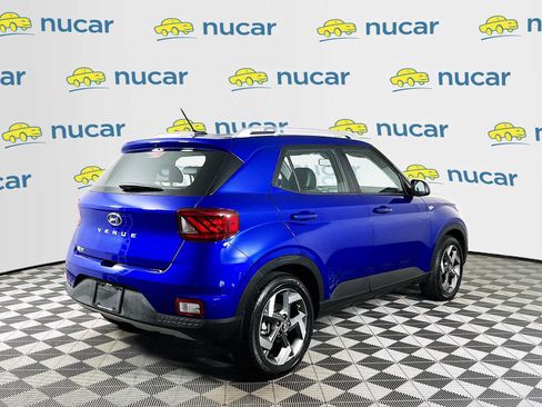 Certified 2025 Hyundai Venue Limited FWD image 7
