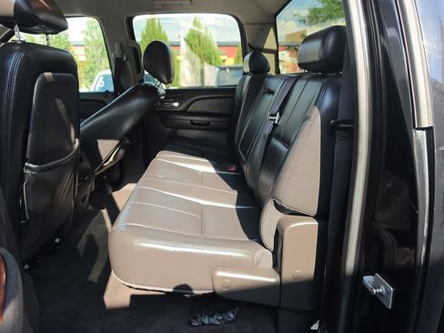 Used 2010 GMC Sierra 2500 SLT w/ SLT Convenience Package AWD/4WD image 22