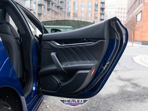 Used 2019 Maserati Ghibli S GranSport image 44