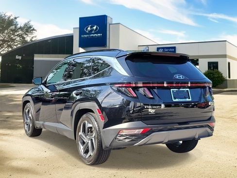 Used 2022 Hyundai Tucson Limited FWD image 3