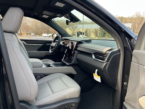 New 2026 GMC Acadia Elevation w/ Super Cruise Package image 38