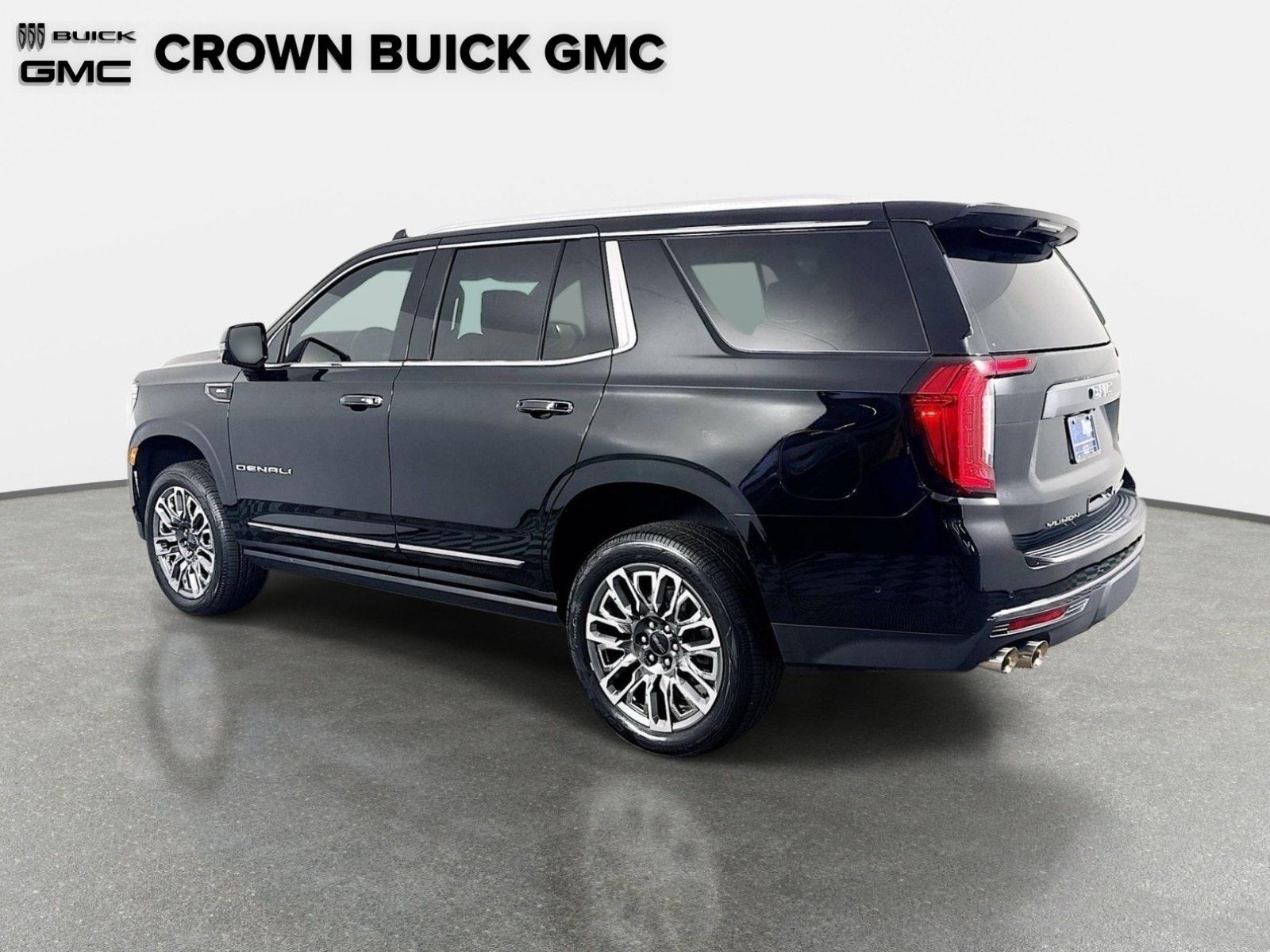 Used 2024 GMC Yukon Denali Ultimate AWD/4WD image 7