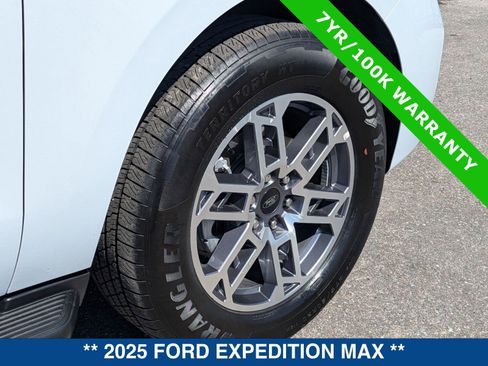 Certified 2025 Ford Expedition Max Active image 12
