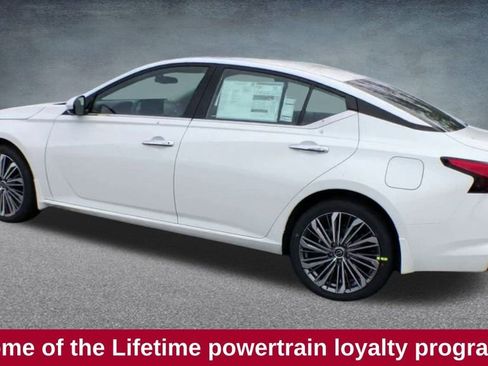 Used 2023 Nissan Altima 2.5 SL image 7