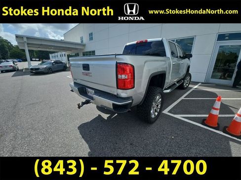 Used 2018 GMC Sierra 1500 SLE w/ SLE Value Package AWD/4WD image 5