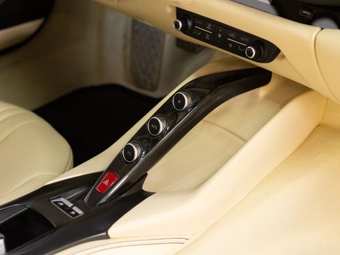 Certified 2018 Ferrari 812 Superfast image 64