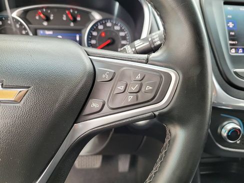 Used 2023 Chevrolet Equinox LT FWD image 23